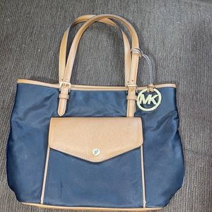 Michael Kors hand bag